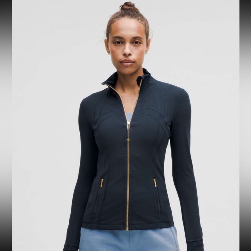 SOLD ‼️ Lululemon Define Jacket Nulu True Navy Gold Size 4